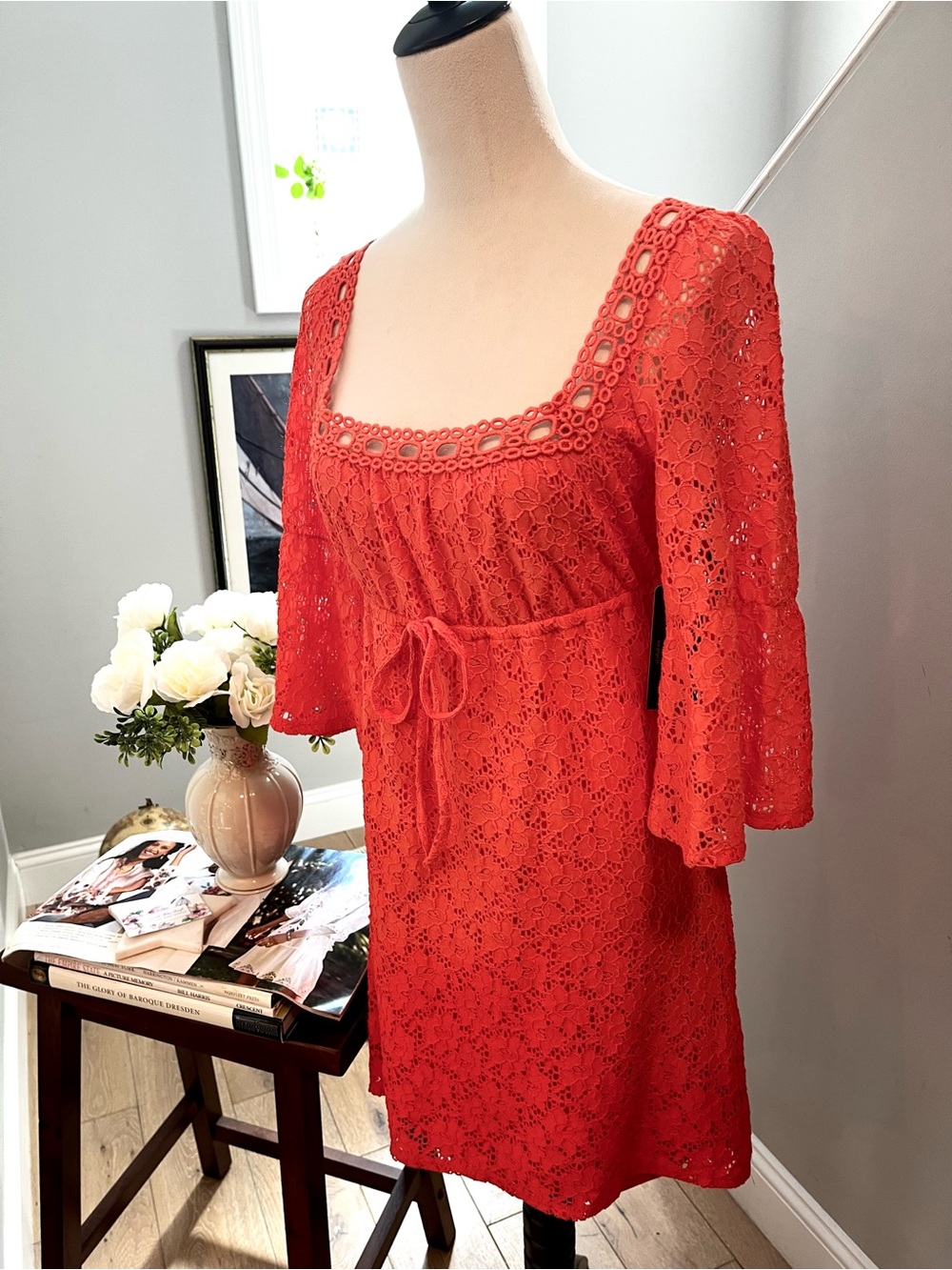 LAUNDRY-Shelli Segal Dress Floral Eyelet Bell Sleeve TigerLilly Orange SMALL